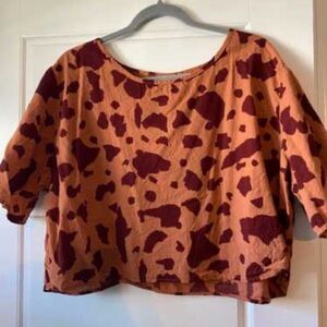 Curator SF size 2x crop top